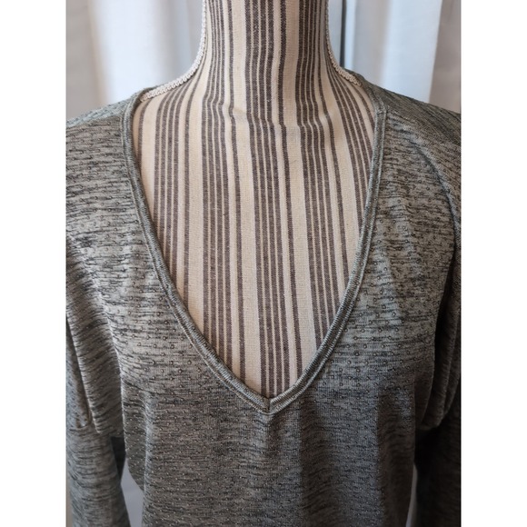 BKE Women's Gray Top Black Lace Insert 3/4 Sleeves Large - Picture 3 of 9